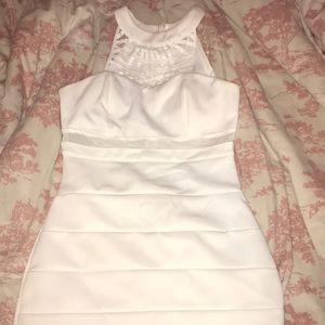 White bodycon dress